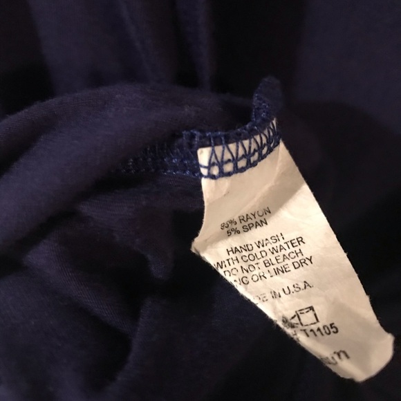 Navy Blue hummingbird Crop Top w/ open back - Picture 4 of 5